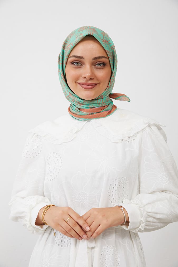 Dijital Soft Eşarp Yaprak Desen