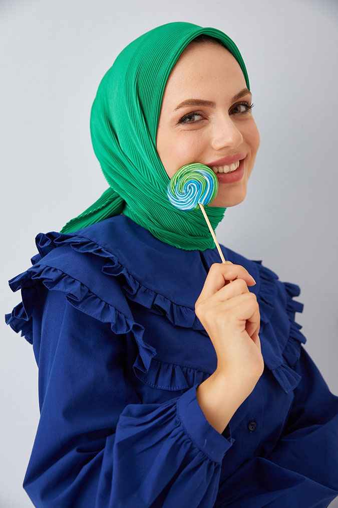 Düz Pliseli Eşarp
