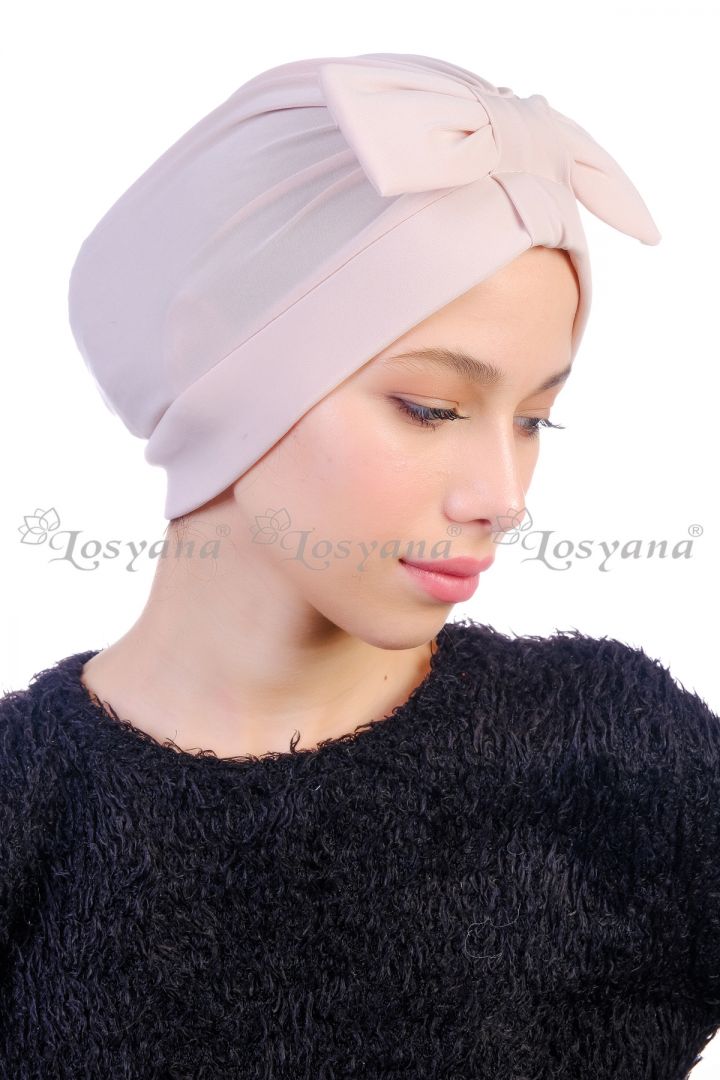 Fiyonklu Bone Açık Bej