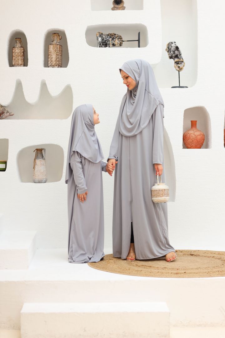 Tek Parça Fermuarlı Anne - Çocuk Kombini Namaz Elbisesi  Gümüş