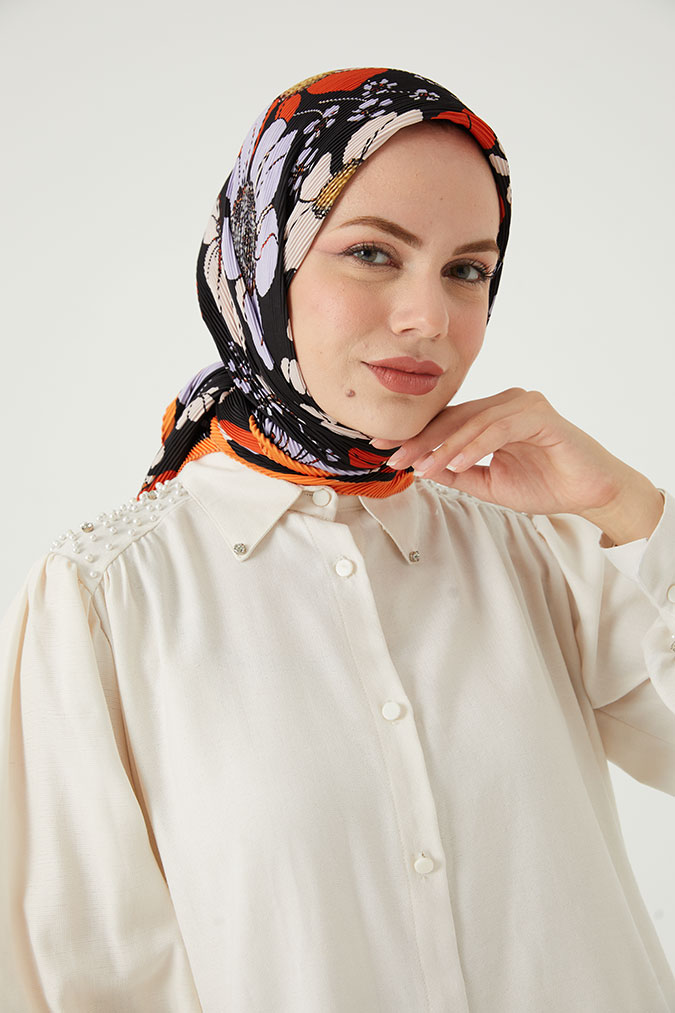 Pliseli Eşarp Model D