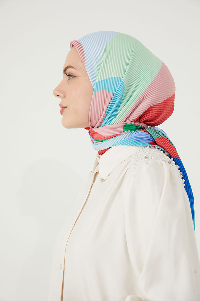 Pliseli Eşarp Model E