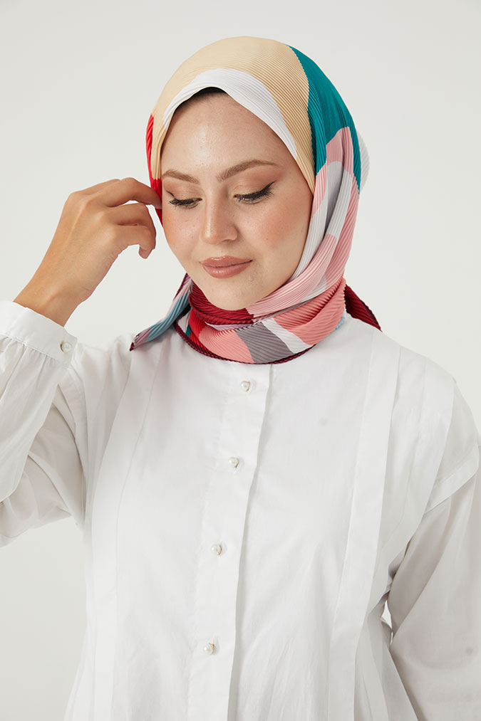 Pliseli Eşarp Model E