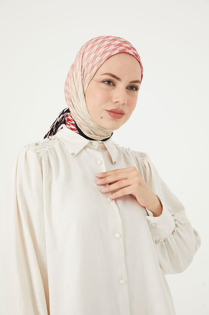 Pliseli Eşarp Model F