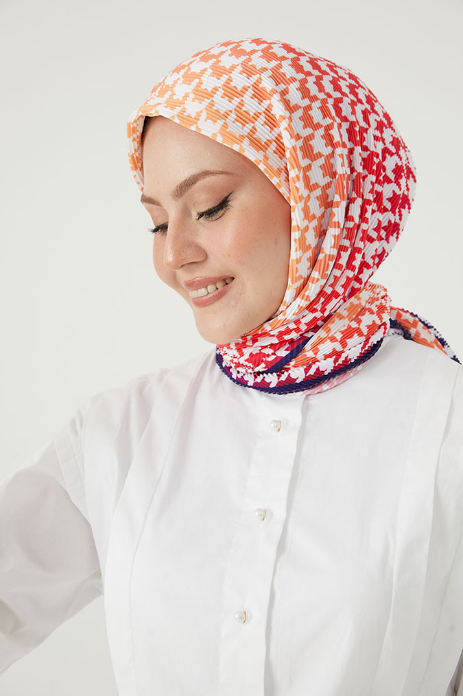 Pliseli Eşarp Model F