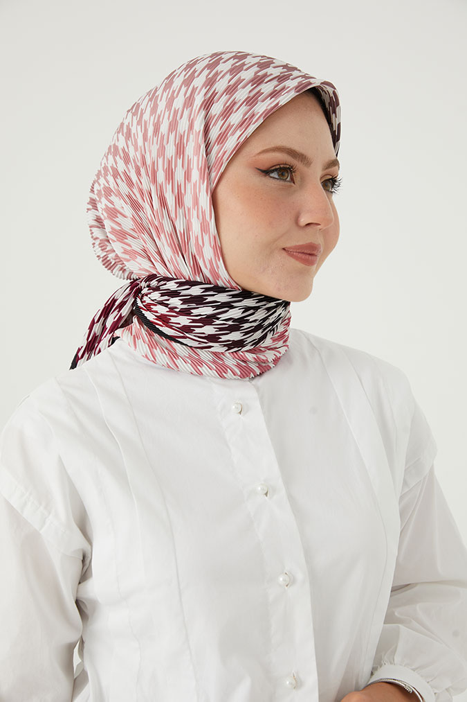 Pliseli Eşarp Model F