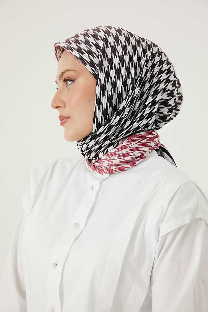 Pliseli Eşarp Model F